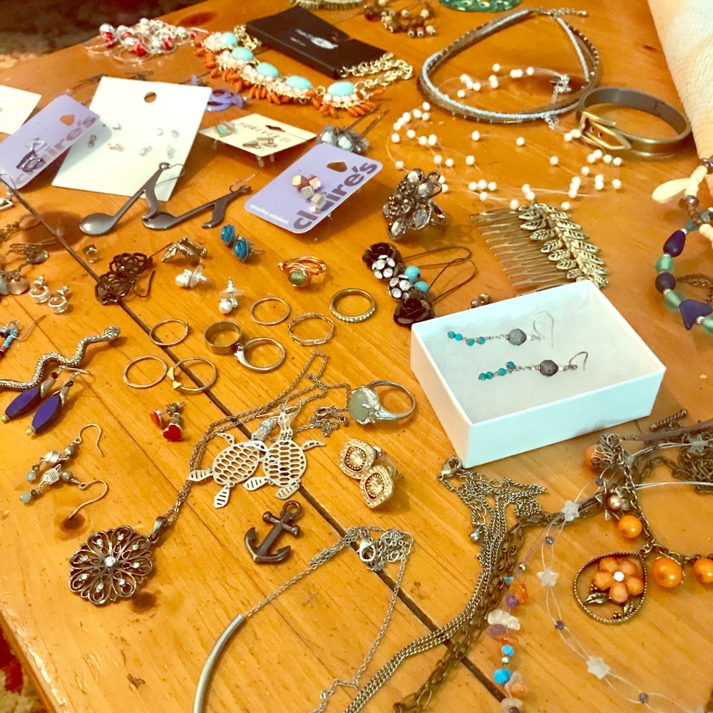 Huge jewelry bundle